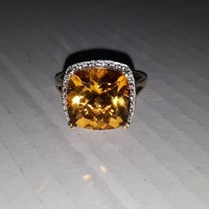 10k Yellow Gold Citrine NWOT